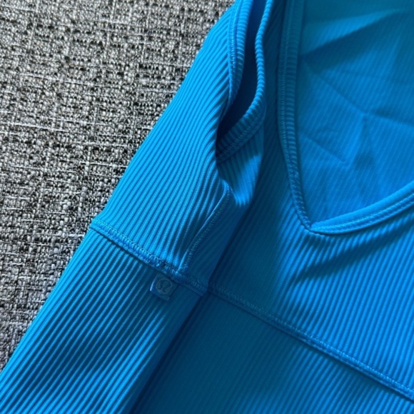 lululemon athletica Blue Tank Top - Picture 3 of 4
